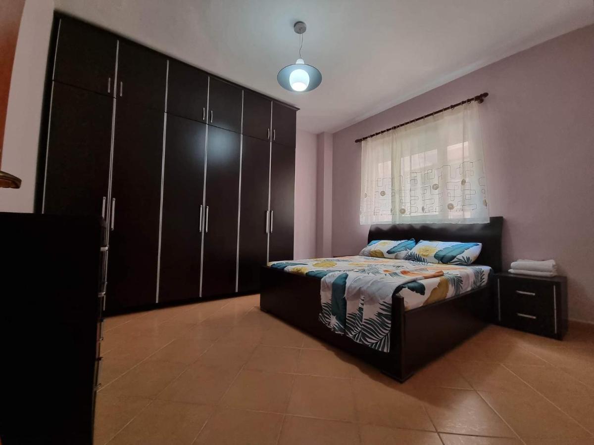 Liqeni Thate, Tirane Apartment Exterior foto