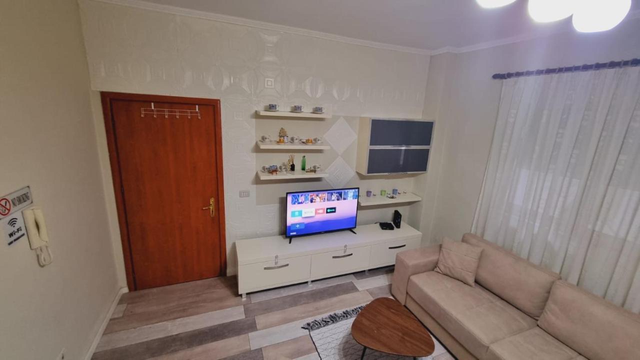 Liqeni Thate, Tirane Apartment Exterior foto